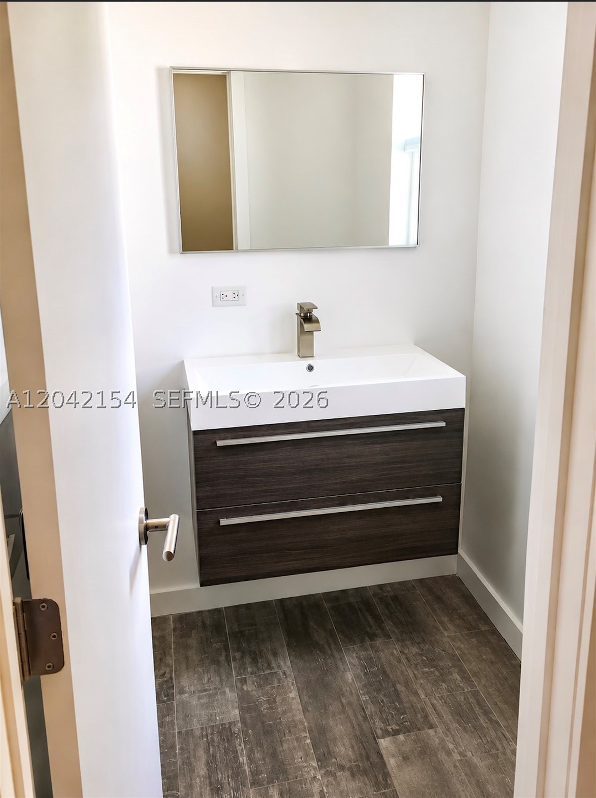 EAST SHENANDOAH - Residential Lease