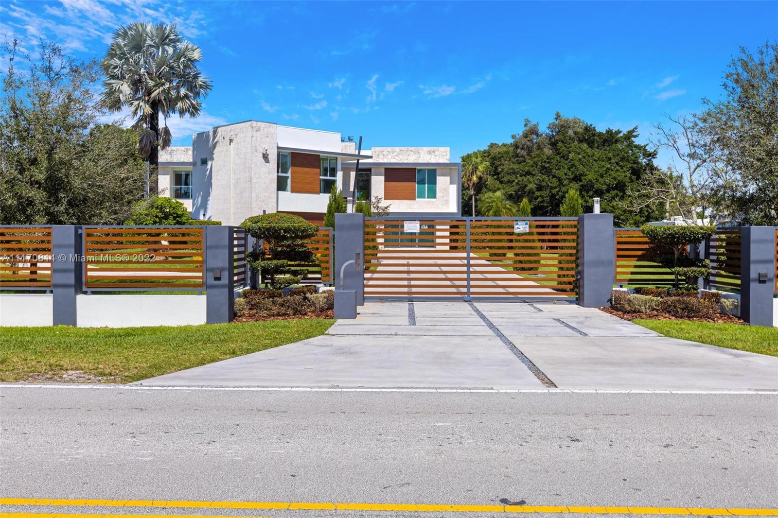 EVERGLADES SUGAR & LAND C - Residential