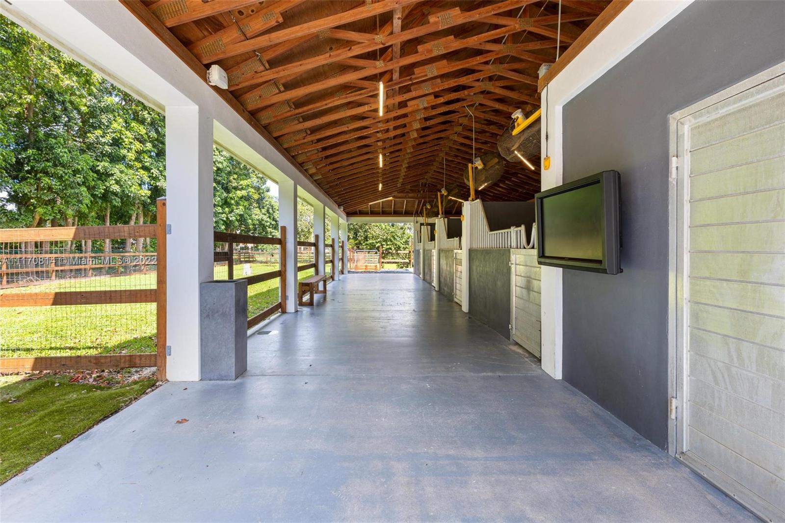EVERGLADES SUGAR & LAND C - Residential