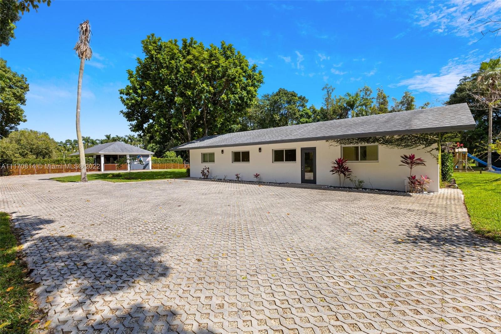 EVERGLADES SUGAR & LAND C - Residential