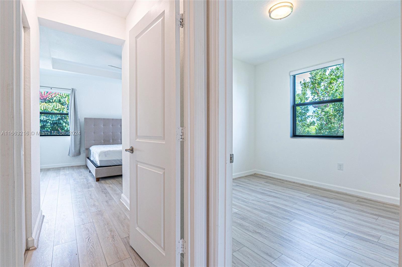 VIA VENTURE NEIGHBORHOOD - Residential Lease