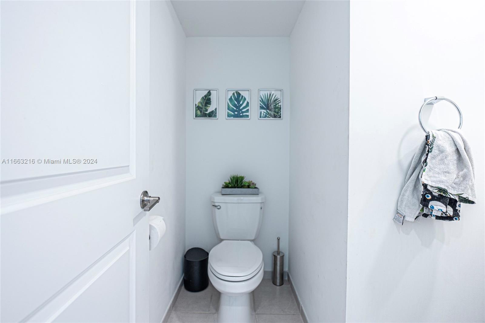 VIA VENTURE NEIGHBORHOOD - Residential Lease