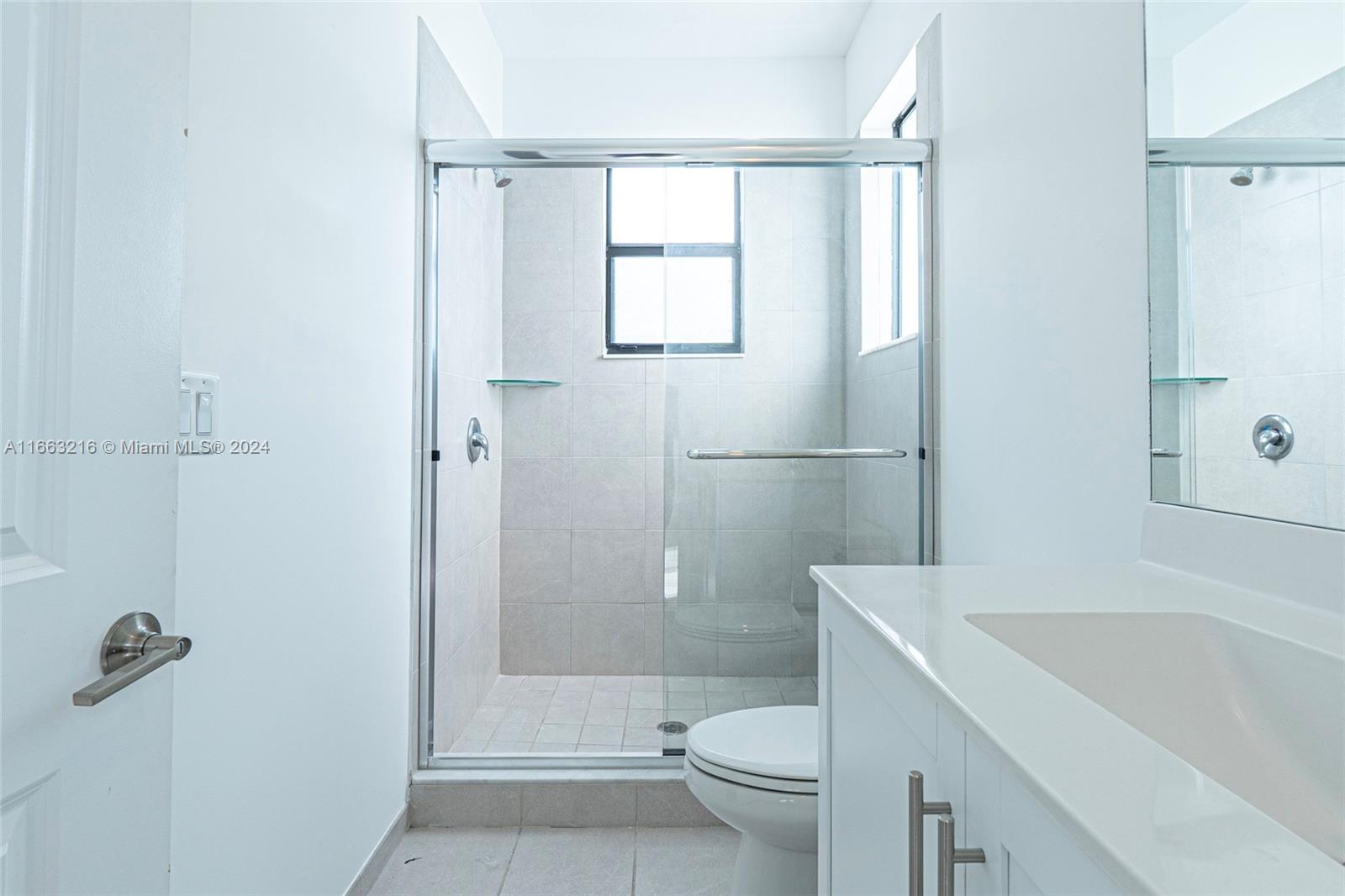 VIA VENTURE NEIGHBORHOOD - Residential Lease