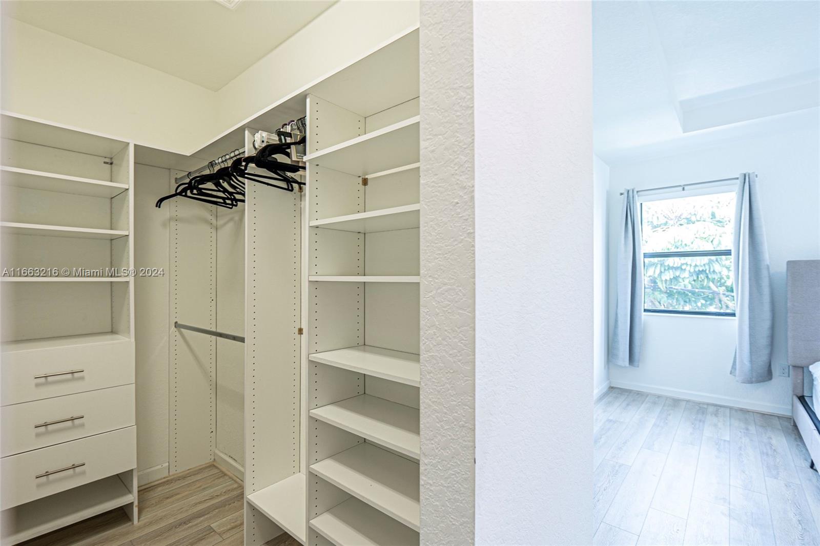 VIA VENTURE NEIGHBORHOOD - Residential Lease