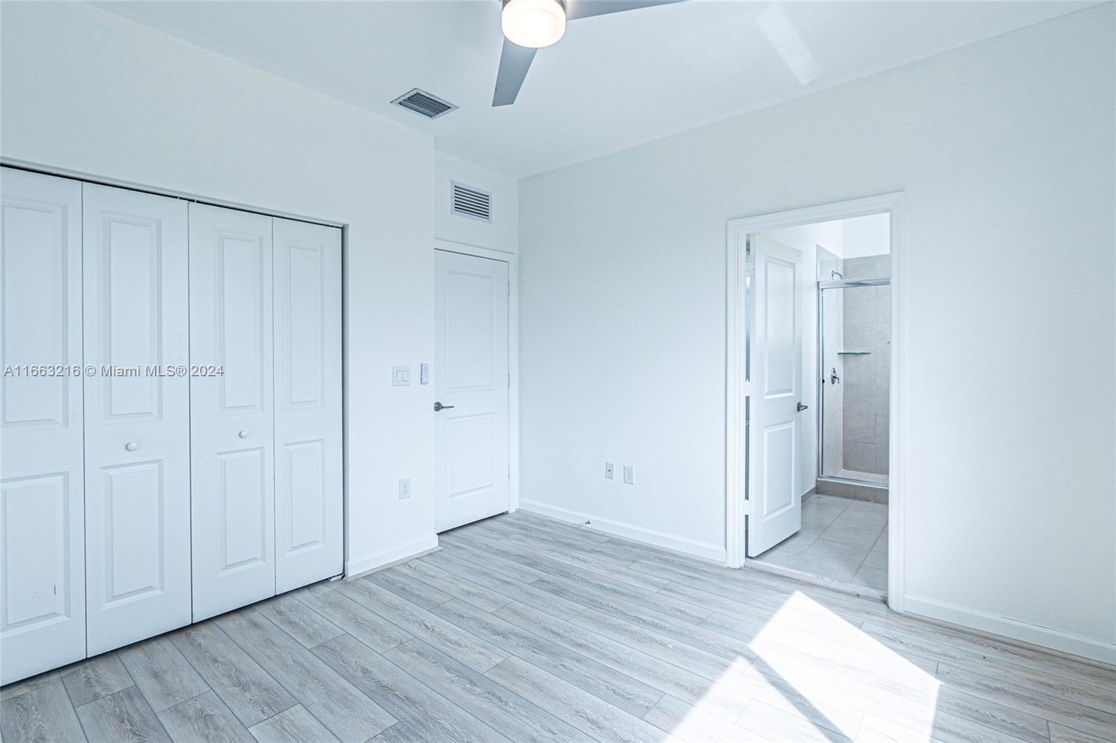 VIA VENTURE NEIGHBORHOOD - Residential Lease