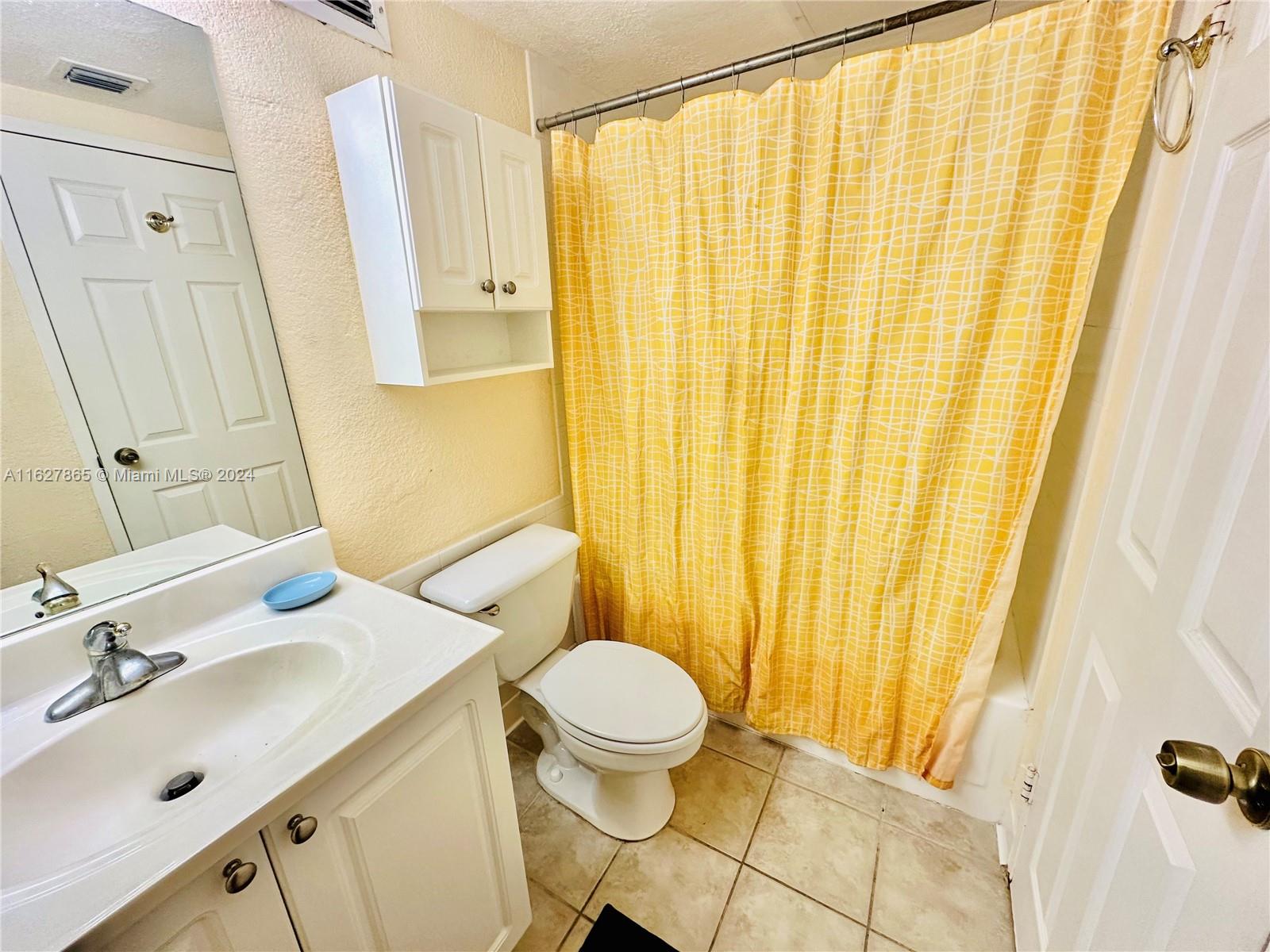 WAVE CONDO - Residential Lease