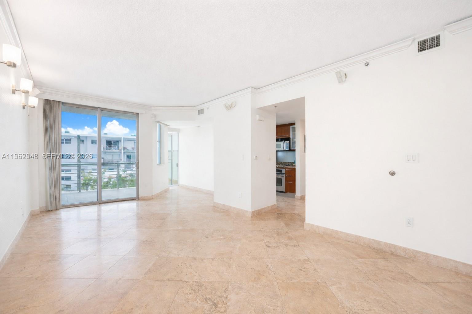 THE COSMOPOLITAN RESIDENC - Residential Lease