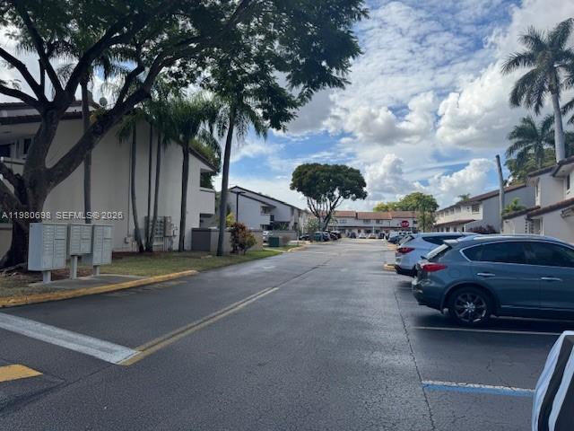 KENDALL LKS E LAKEVIEW TH - Residential