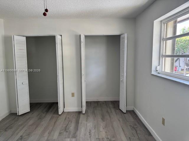 KENDALL LKS E LAKEVIEW TH - Residential