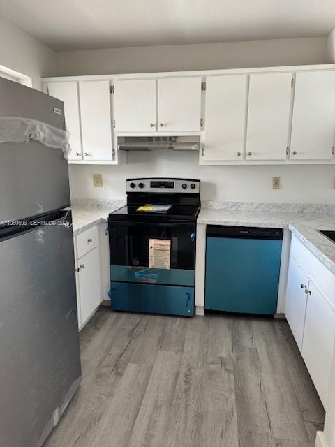 KENDALL LKS E LAKEVIEW TH - Residential