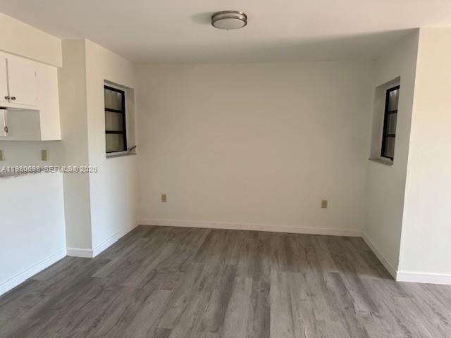 KENDALL LKS E LAKEVIEW TH - Residential