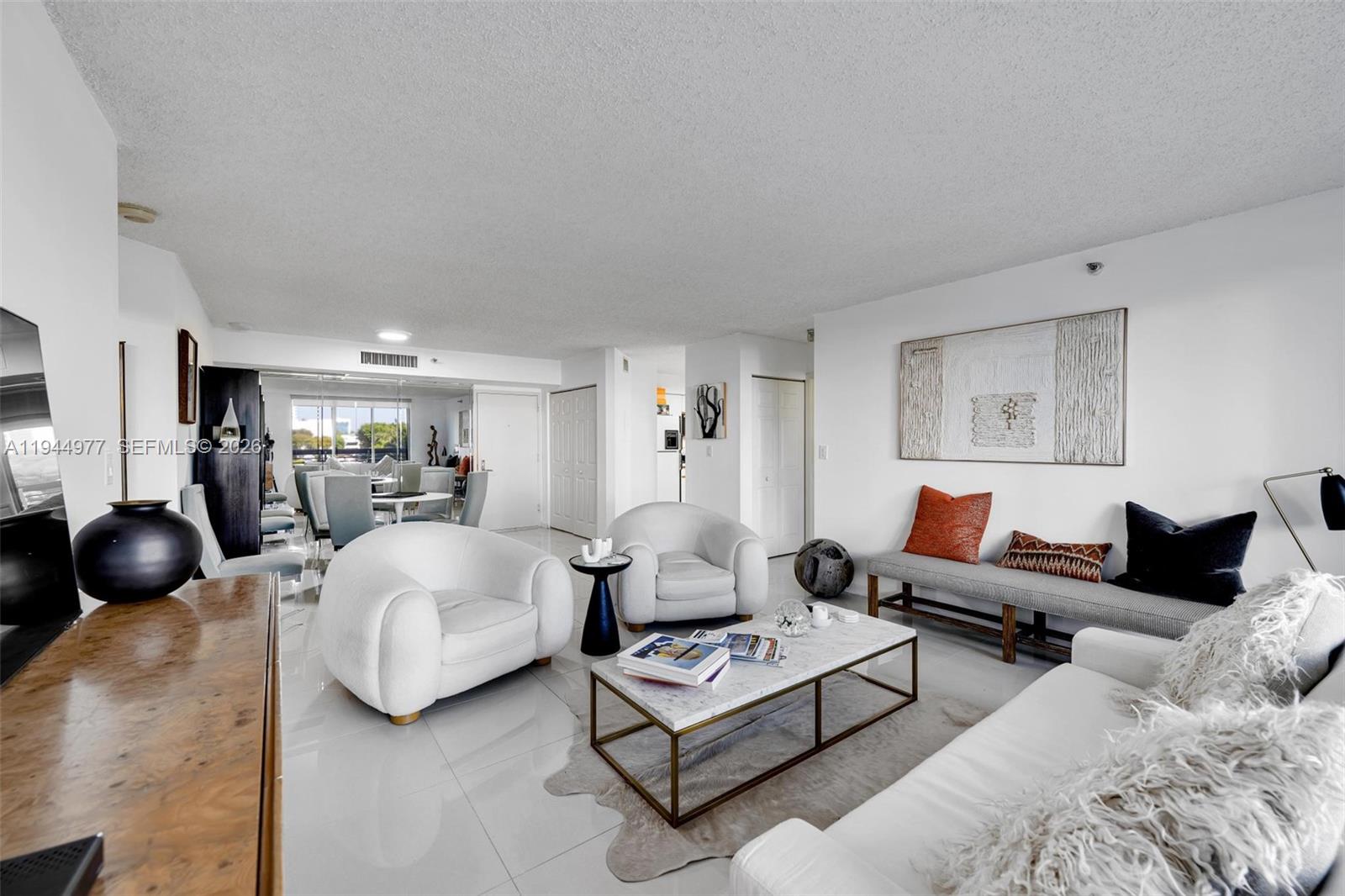 MYSTIC POINTE TOWER 500 - Residential