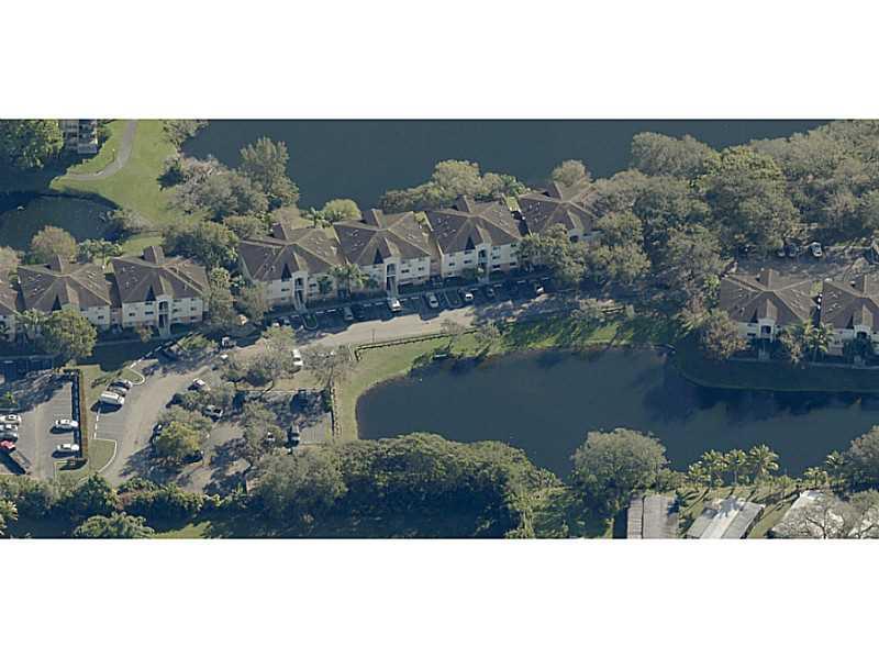 LAKEWOOD - Residential Lease