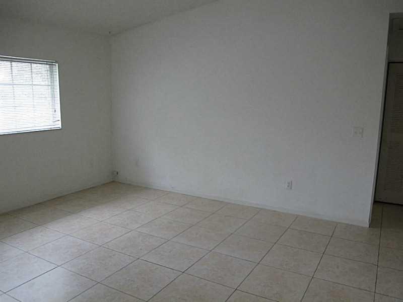 LAKEWOOD - Residential Lease