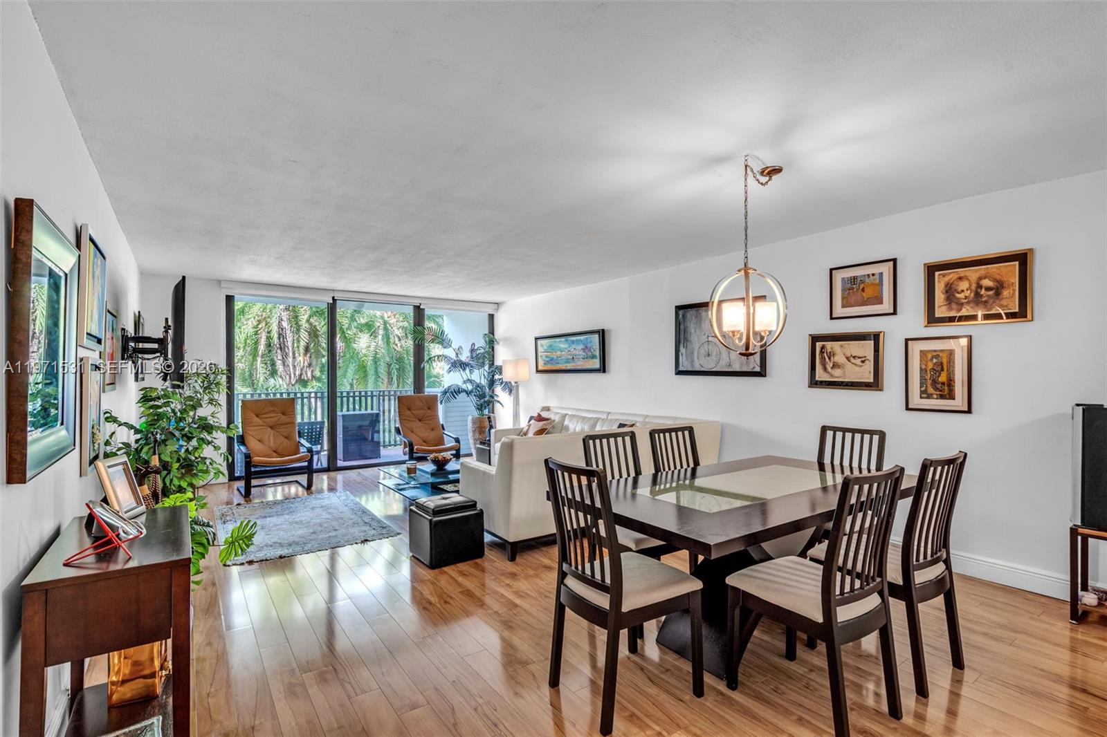 KEY BISCAYNE ONE HUNDRED - Residential