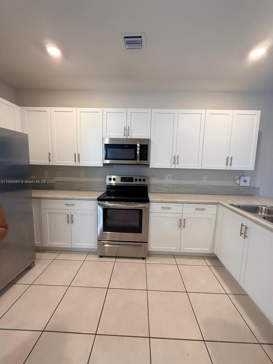 D & B SUBDIVISION - Residential