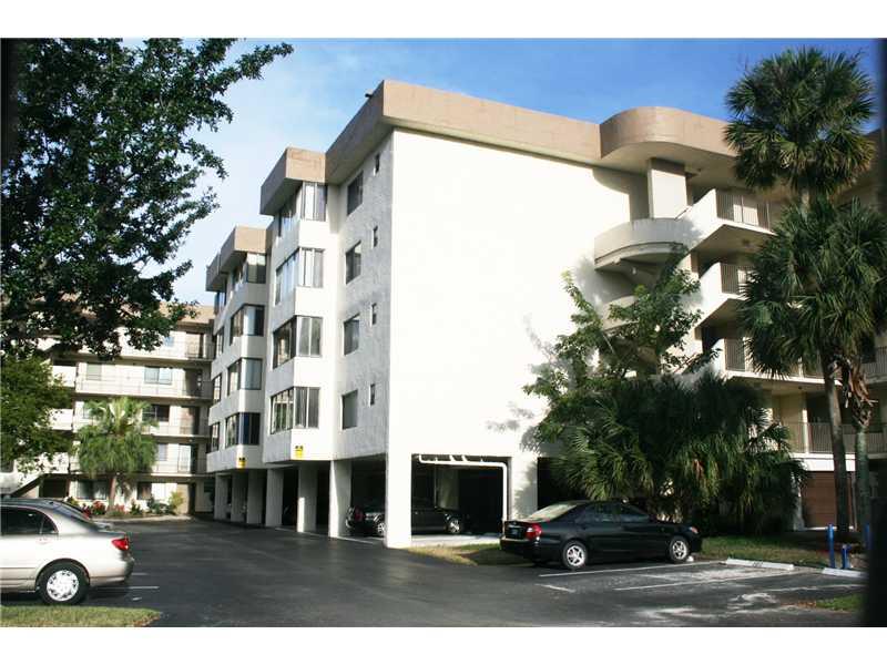 THE HAMPTONS WEST - Residential Lease