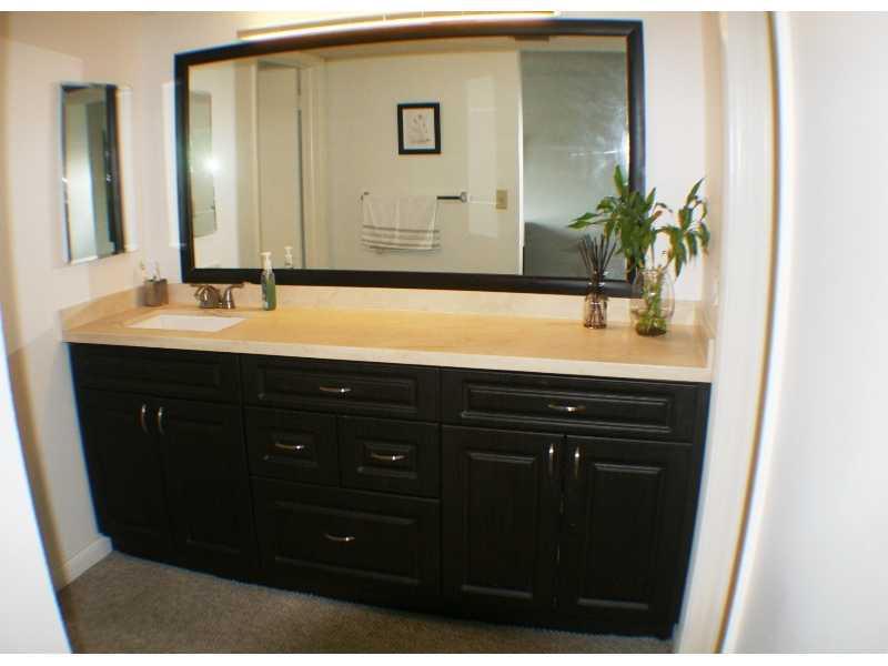 THE HAMPTONS WEST - Residential Lease