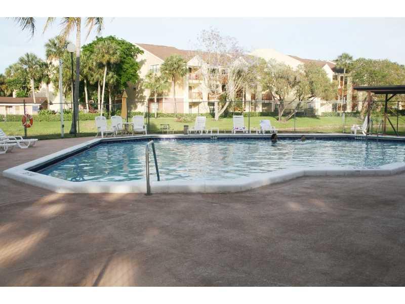THE HAMPTONS WEST - Residential Lease