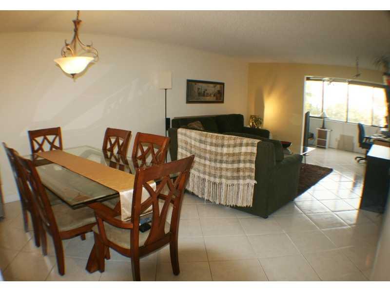 THE HAMPTONS WEST - Residential Lease