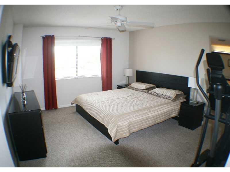 THE HAMPTONS WEST - Residential Lease