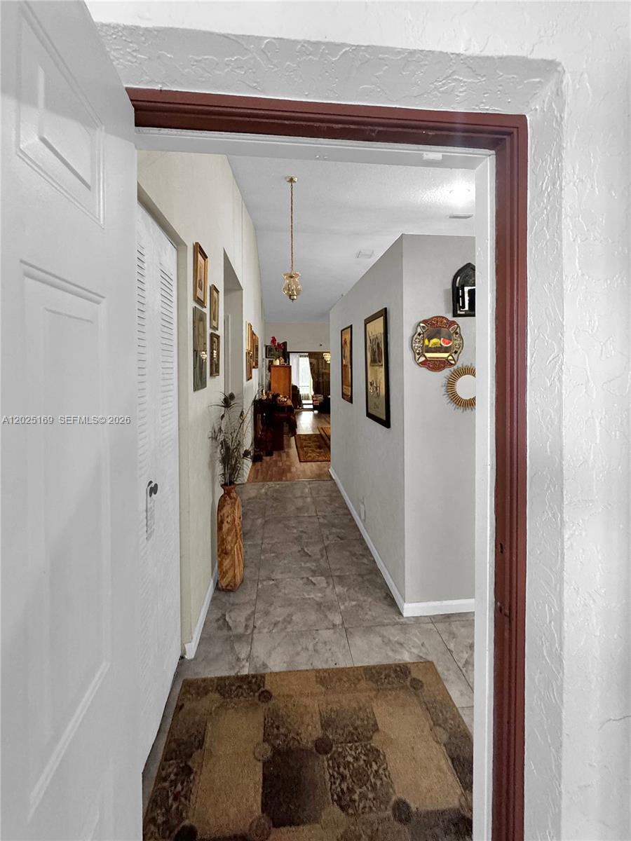 SUN VALLEY EAST CONDO - Residential