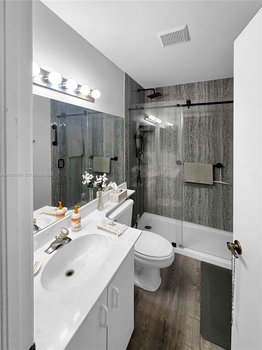 SUN VALLEY EAST CONDO - Residential