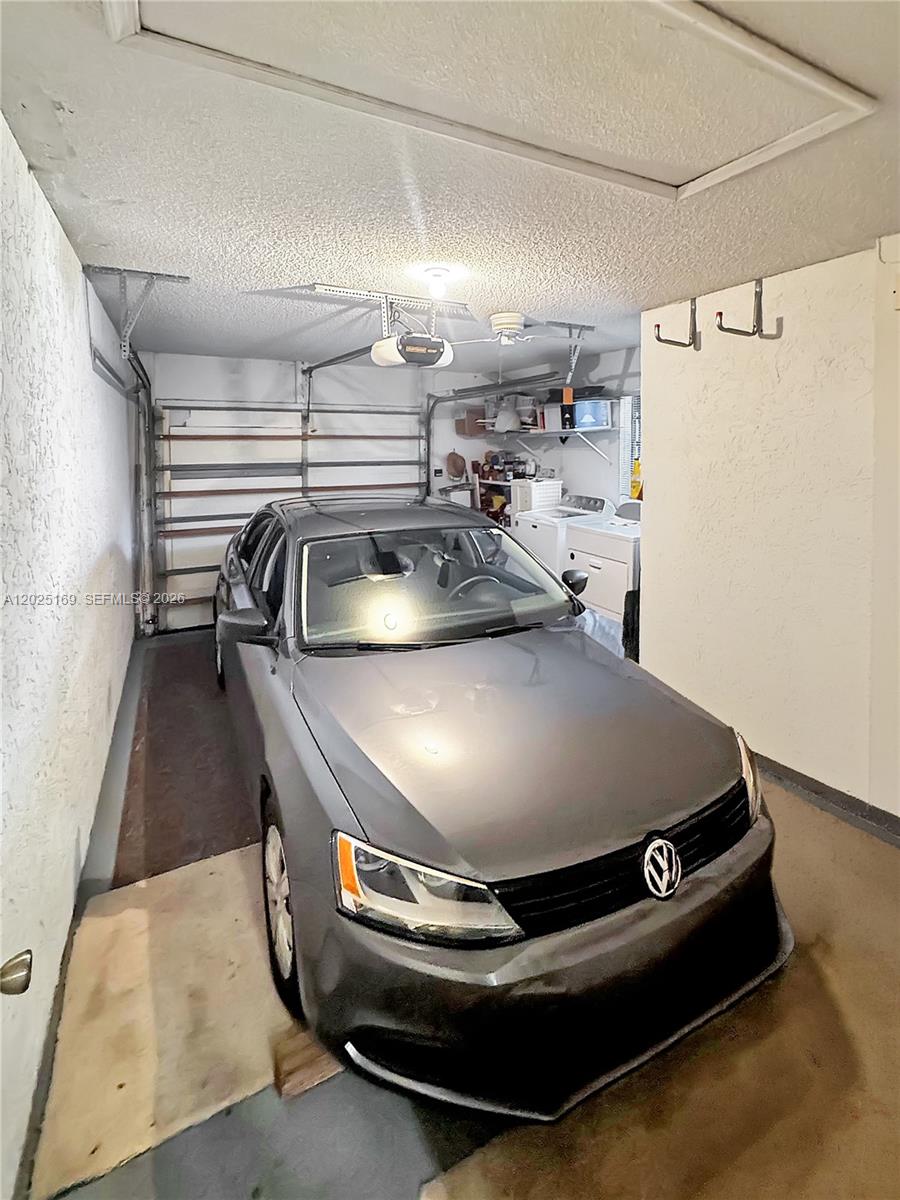 SUN VALLEY EAST CONDO - Residential