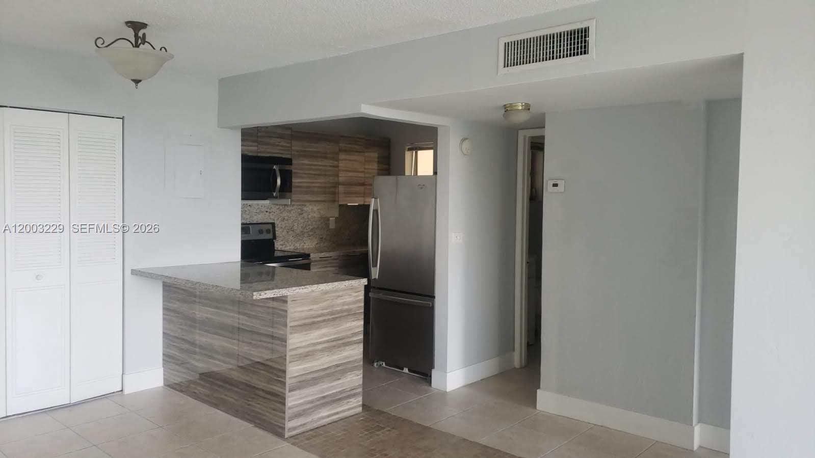 SAN MARCO CONDO - Residential