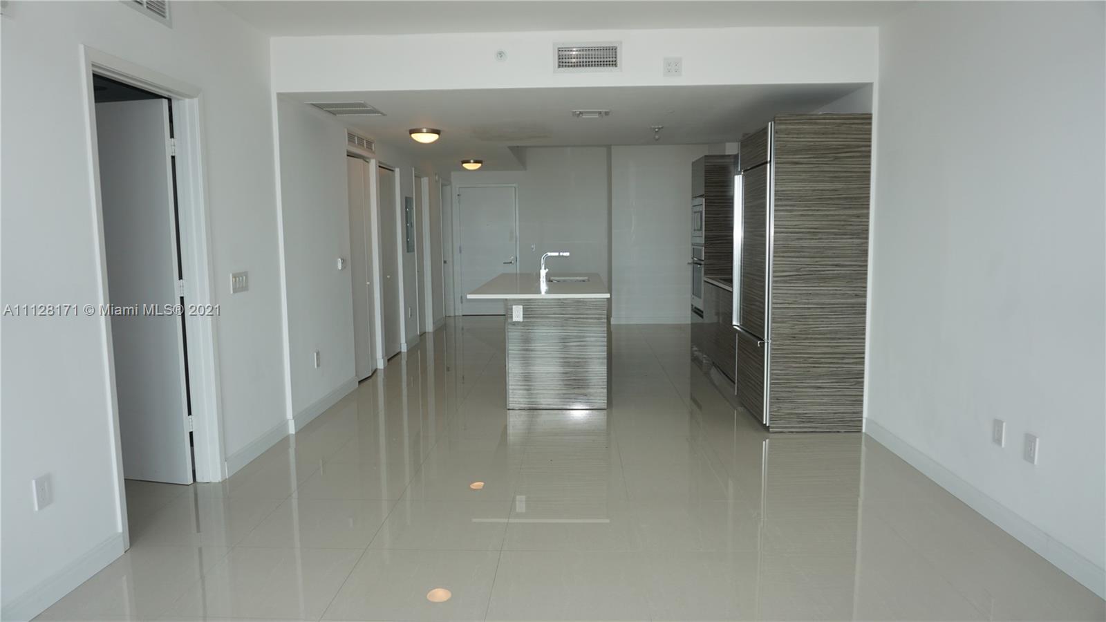 Iconbay - Residential Lease
