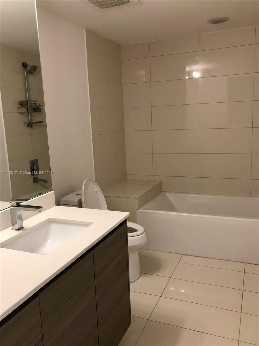 Iconbay - Residential Lease