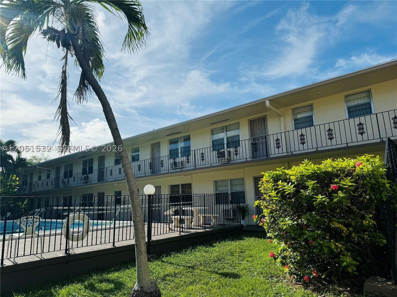 HERITAGE OF SANS SOUCI - Residential Lease