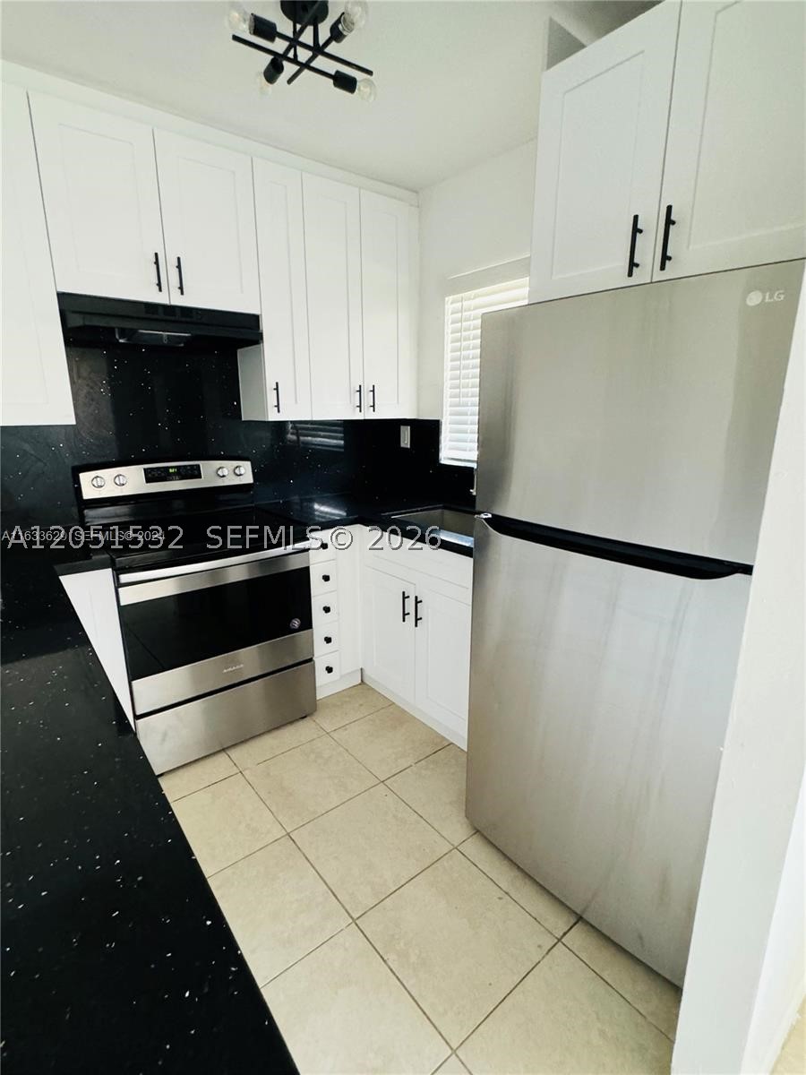HERITAGE OF SANS SOUCI - Residential Lease