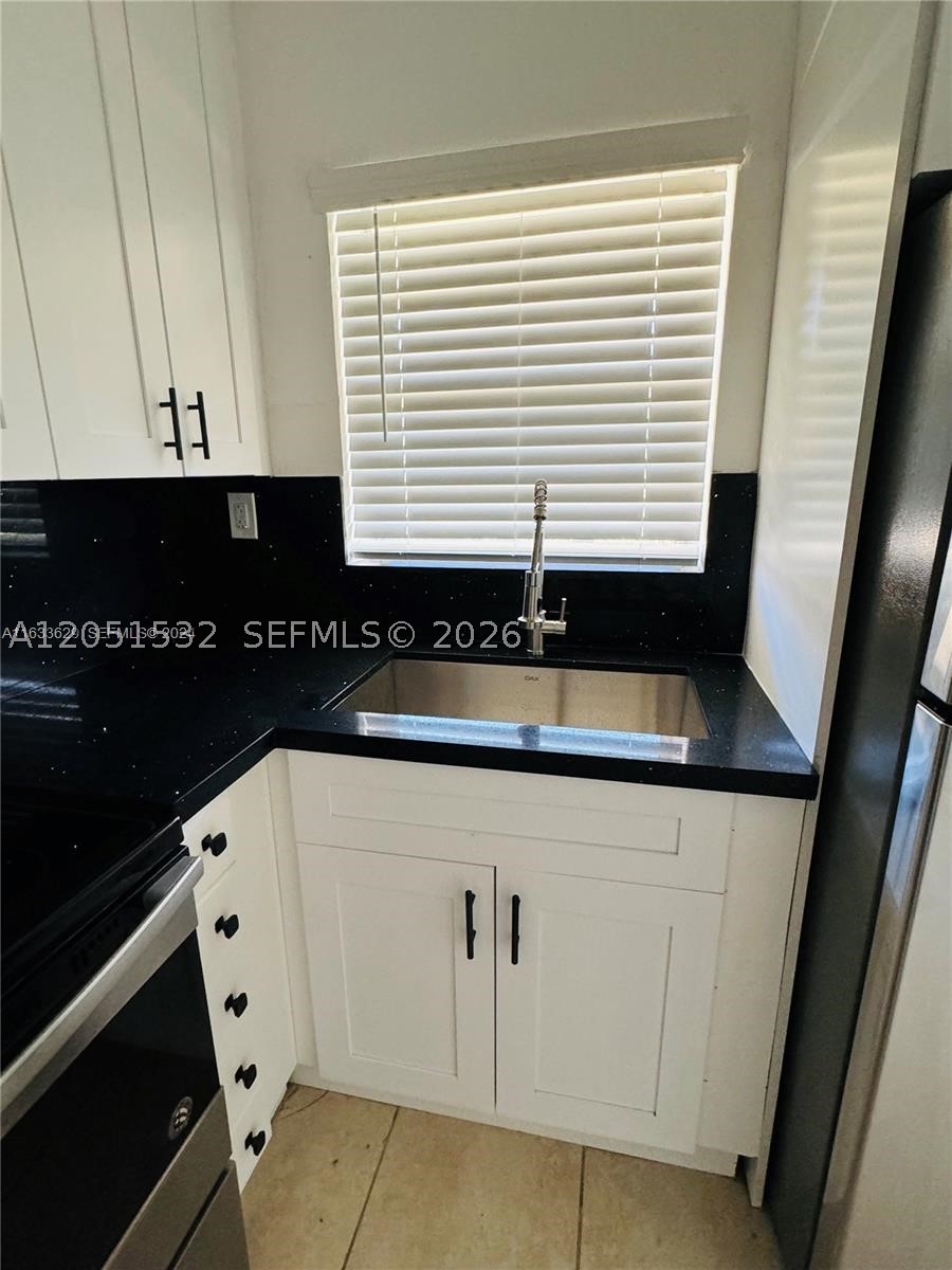 HERITAGE OF SANS SOUCI - Residential Lease