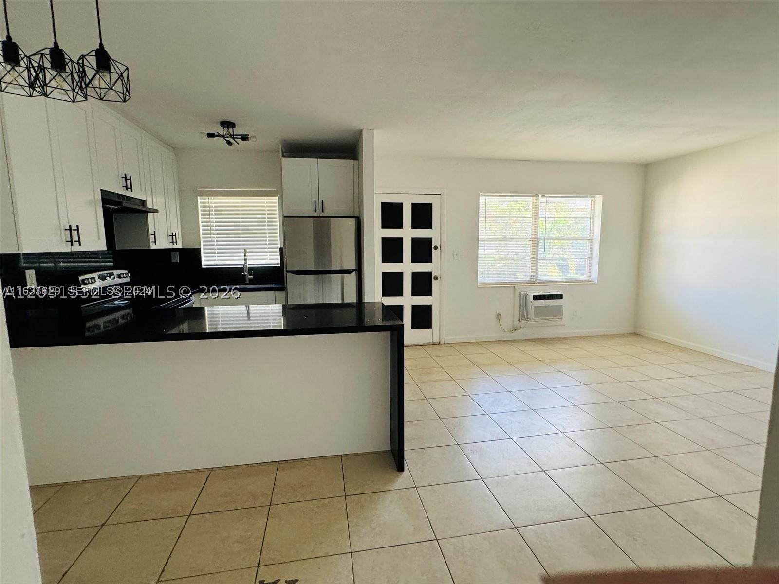 HERITAGE OF SANS SOUCI - Residential Lease