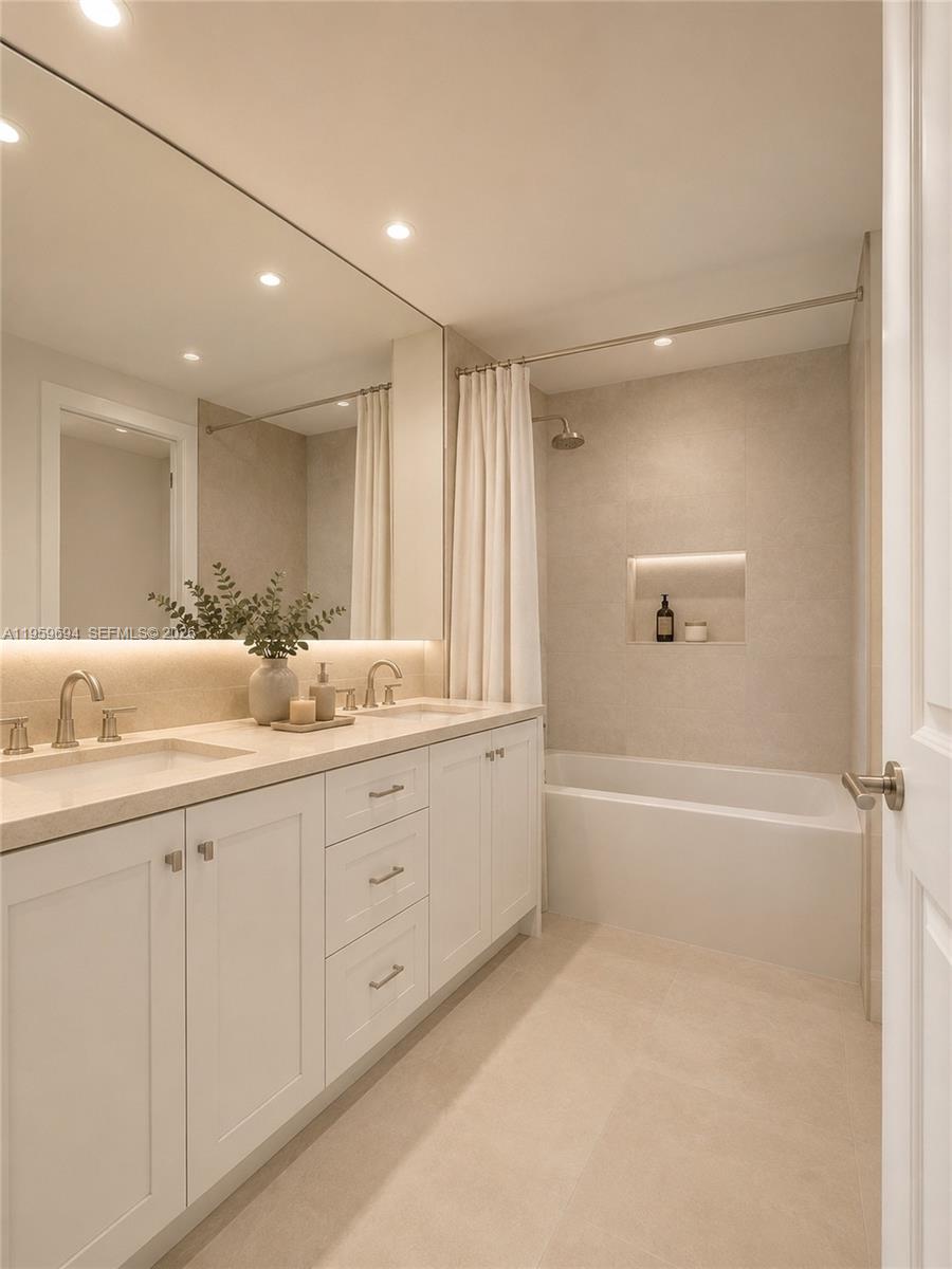 CASTILLO GRAND RESIDENCES - Residential