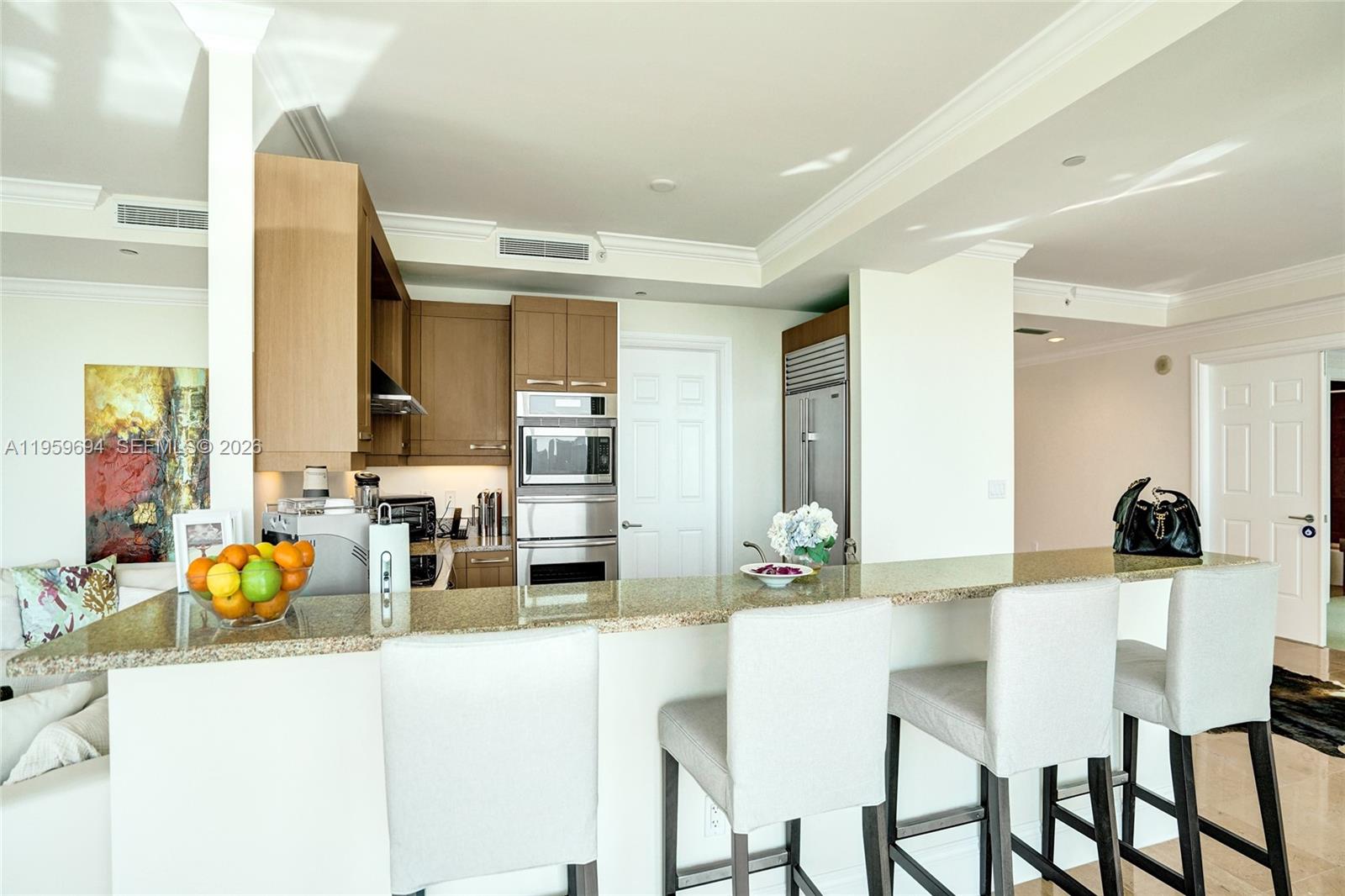 CASTILLO GRAND RESIDENCES - Residential