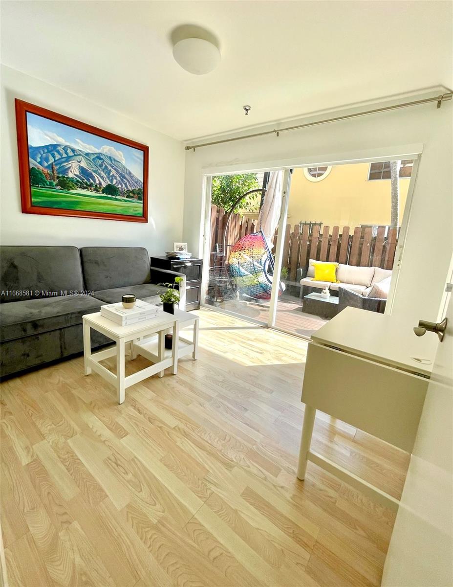 BRICKELL ROADS TOWNHOUSE - Residential Lease