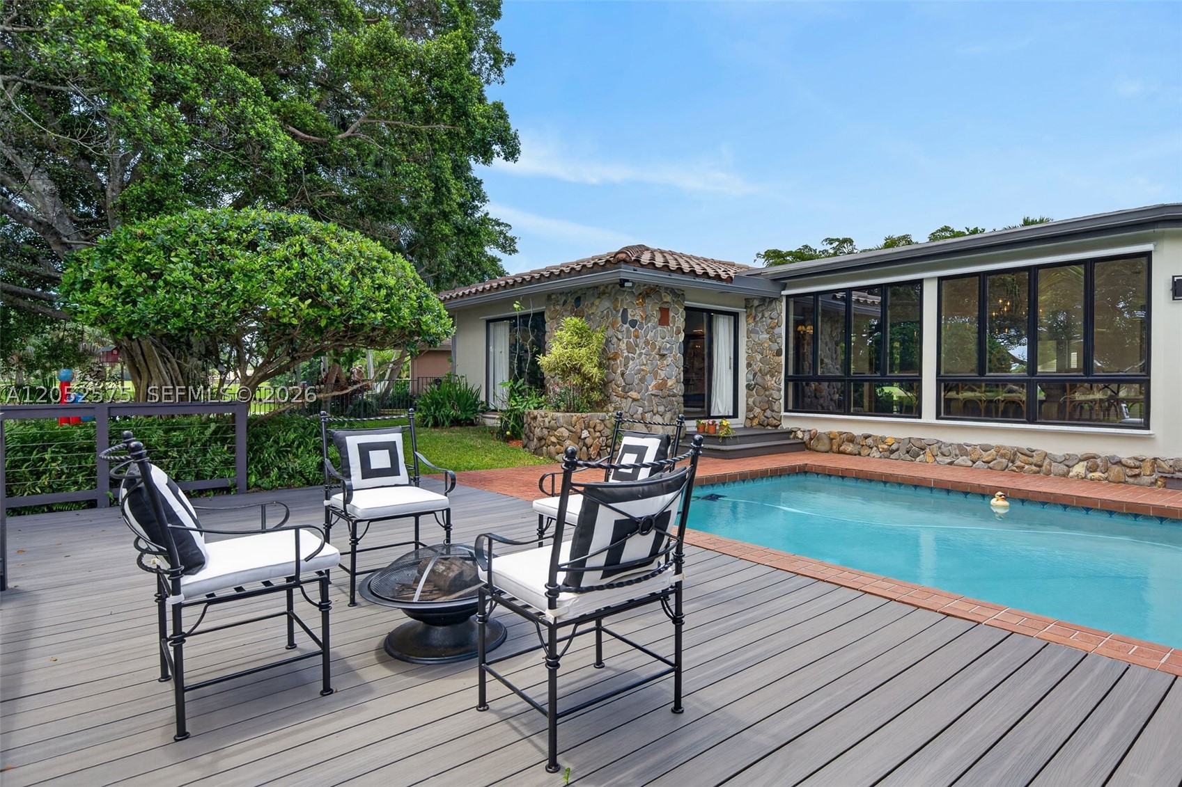 JACARANDA COUNTRY CLUB WE - Residential