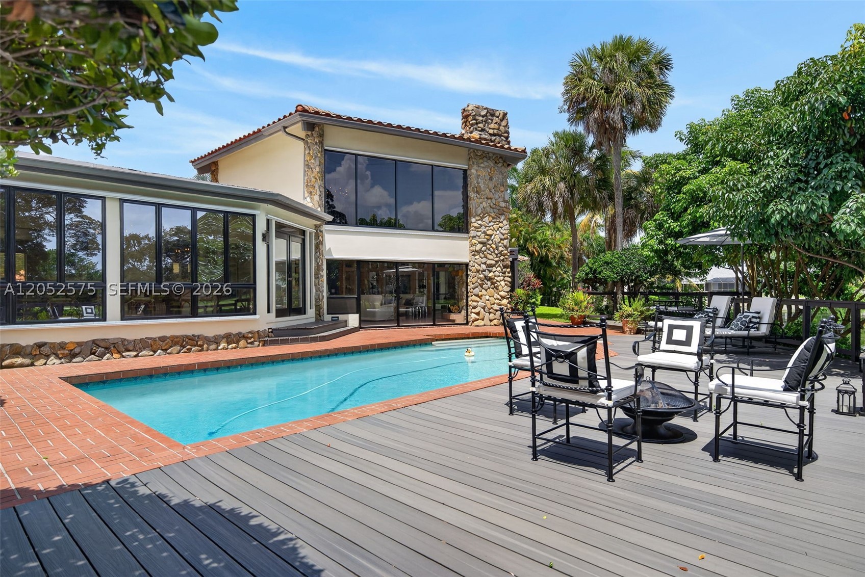 JACARANDA COUNTRY CLUB WE - Residential