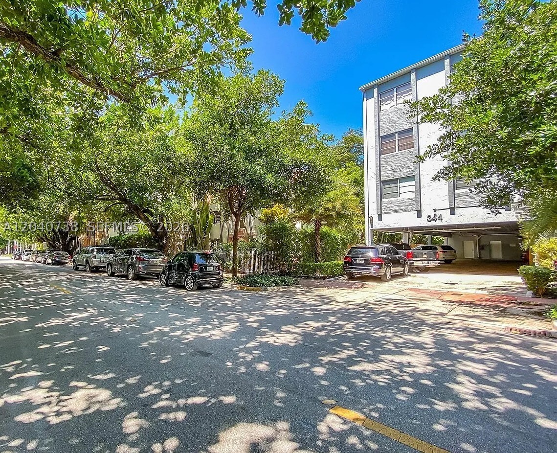 Located in the best neighborhood of  south of fifth  , this  one bedroom apartment on the second floor features an elevator and offers a spacious, well-lit living room. The apartment includes a separate kitchen, a bathroom with a shower, and a large bedroom with closet and a balcony. Security measures are provided by a covered parking space within the building and a laundry room.