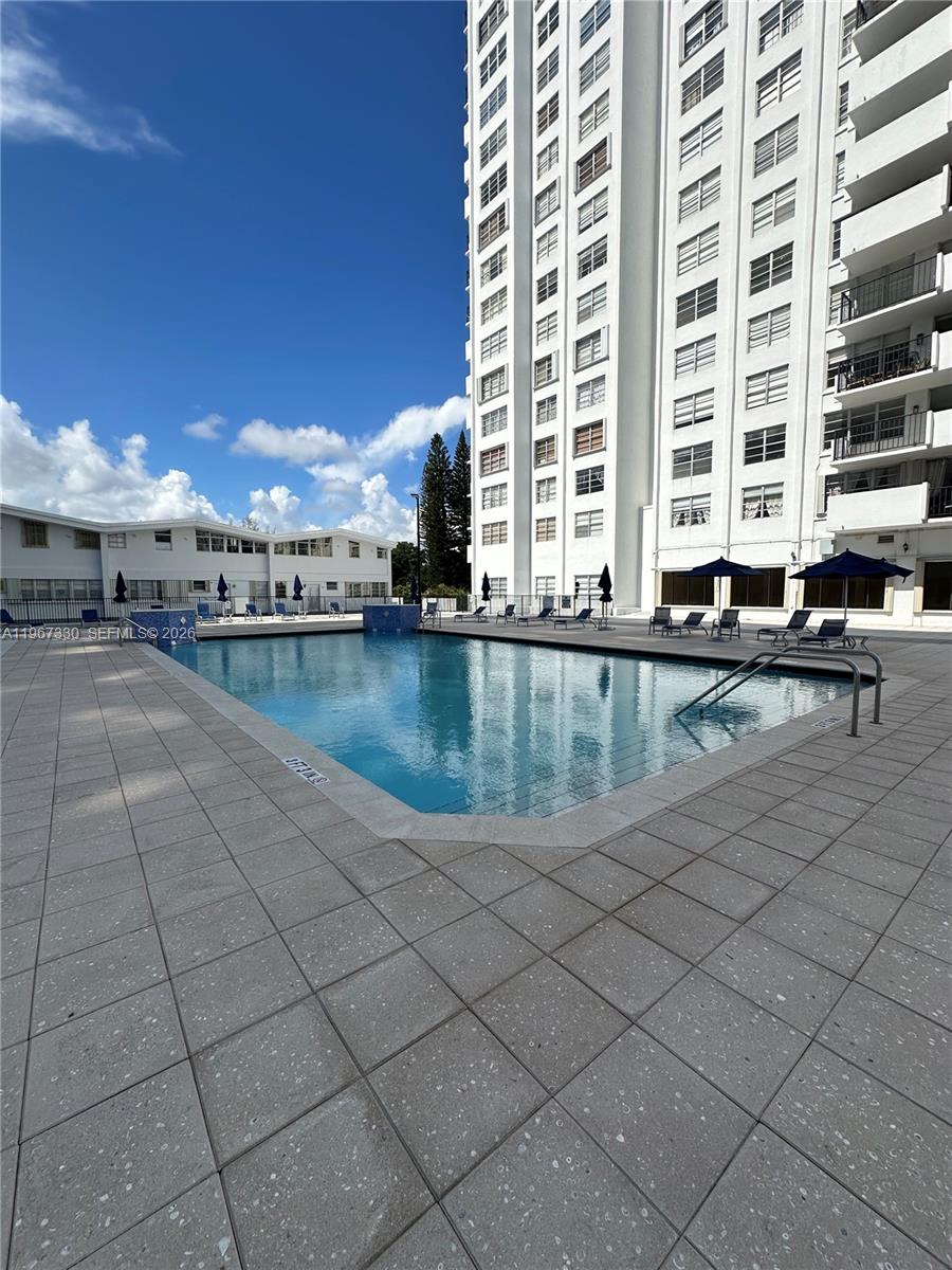 COMMODORE PLAZA CONDO - Residential