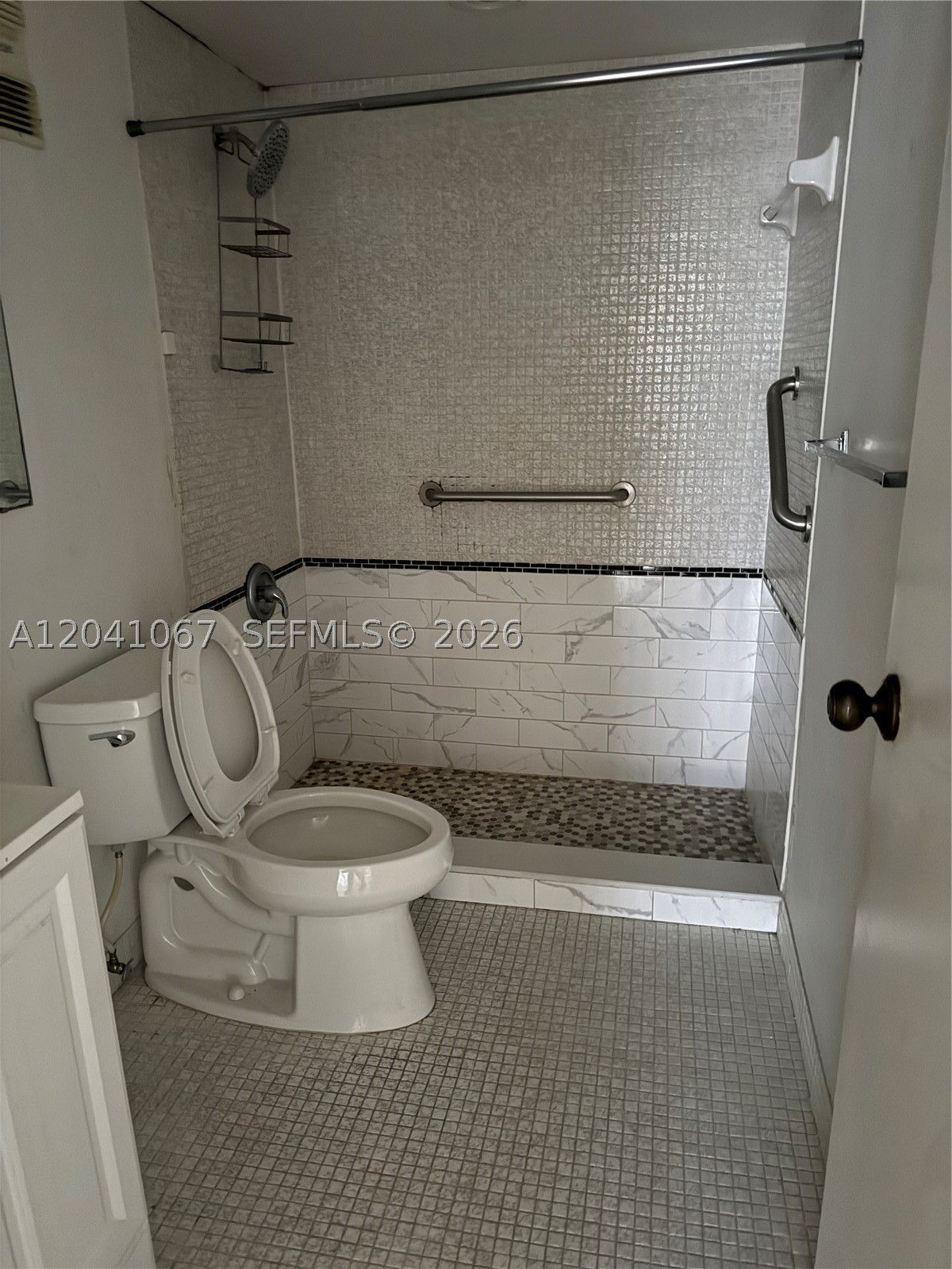 IMPERIAL TERRACES CONDO - Residential