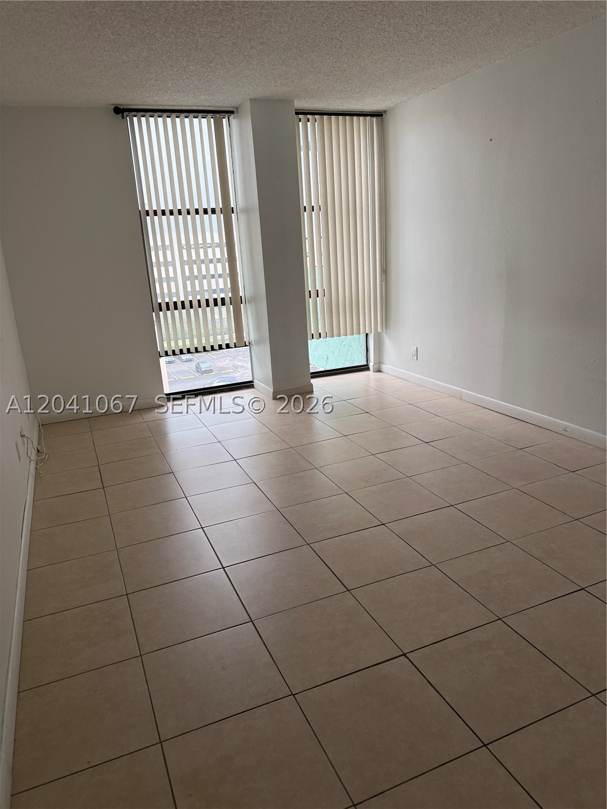 IMPERIAL TERRACES CONDO - Residential