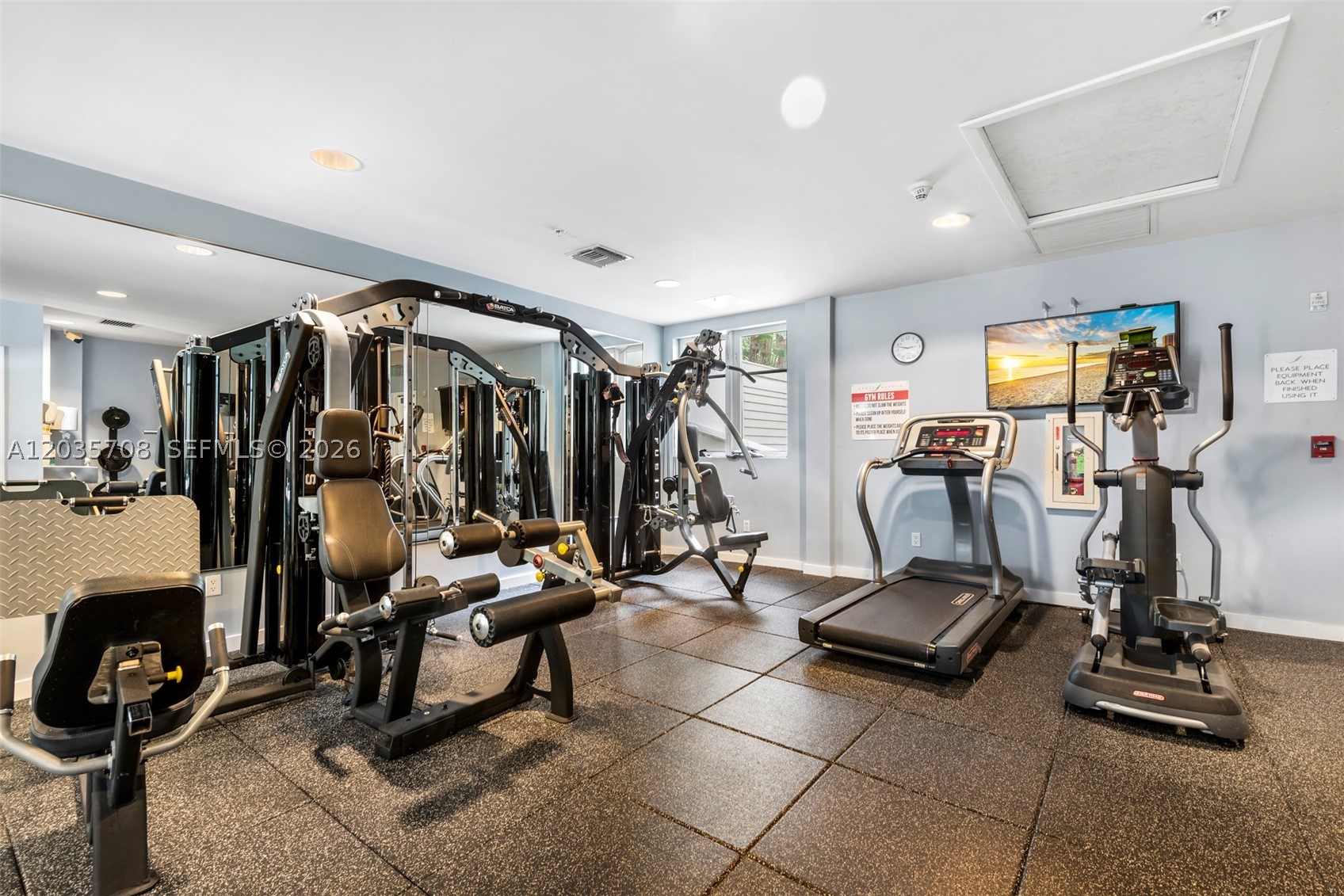 GROVE GARDEN RESIDENCES C - Residential Lease