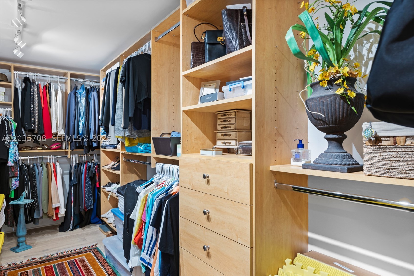 GROVE GARDEN RESIDENCES C - Residential Lease