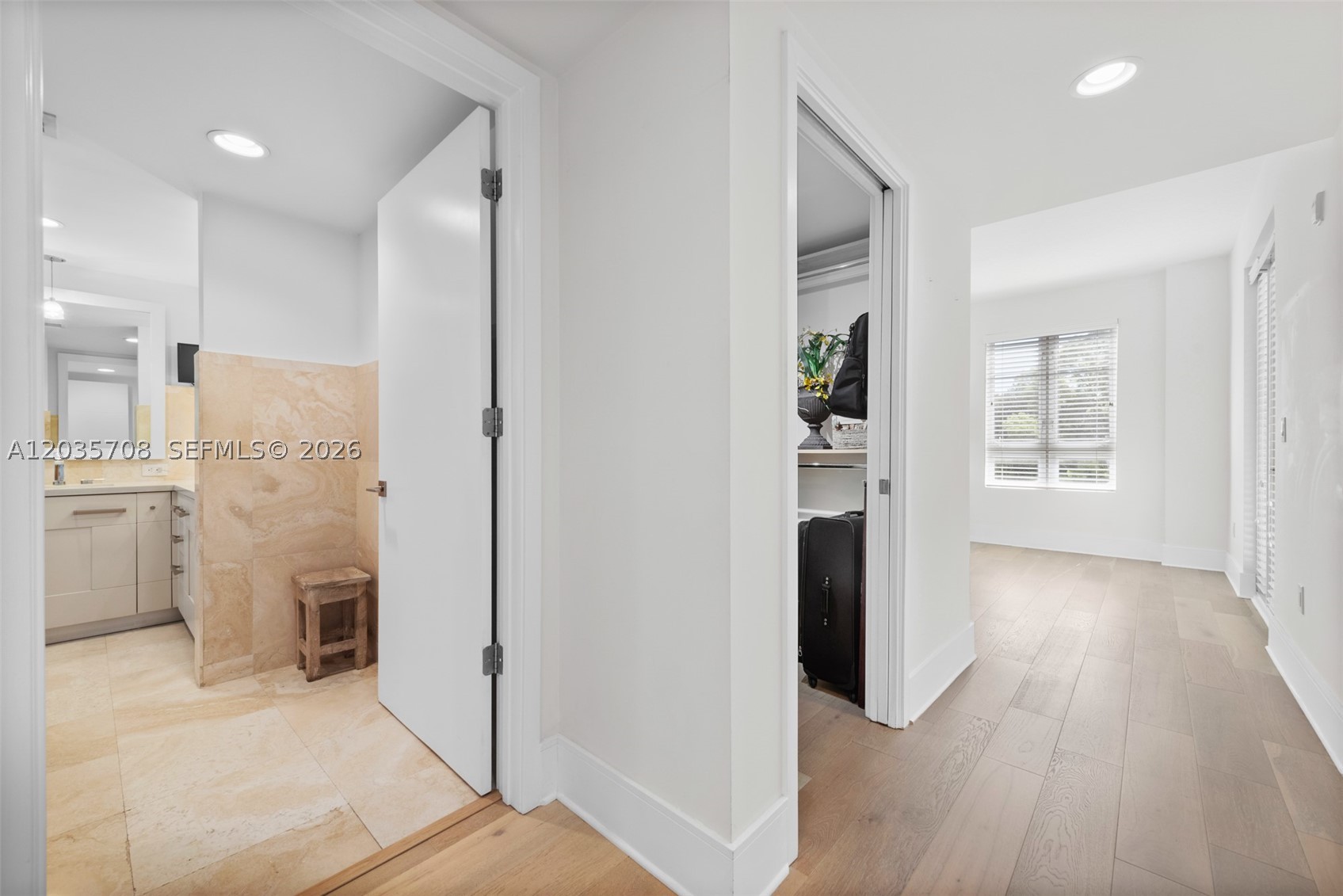 GROVE GARDEN RESIDENCES C - Residential Lease