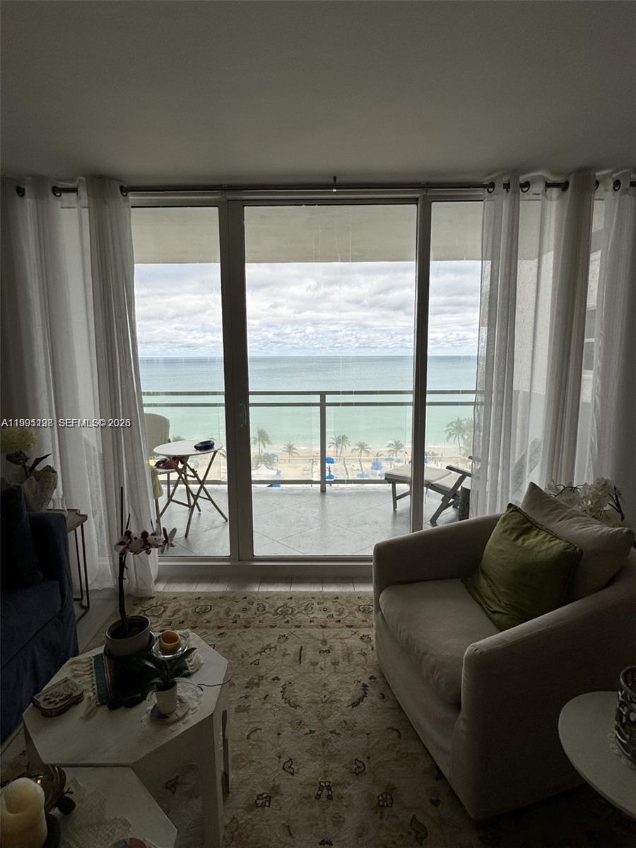 PARKER PLAZA CONDO ESTATE - Residential
