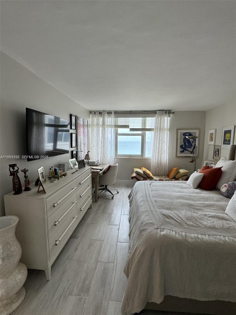 PARKER PLAZA CONDO ESTATE - Residential