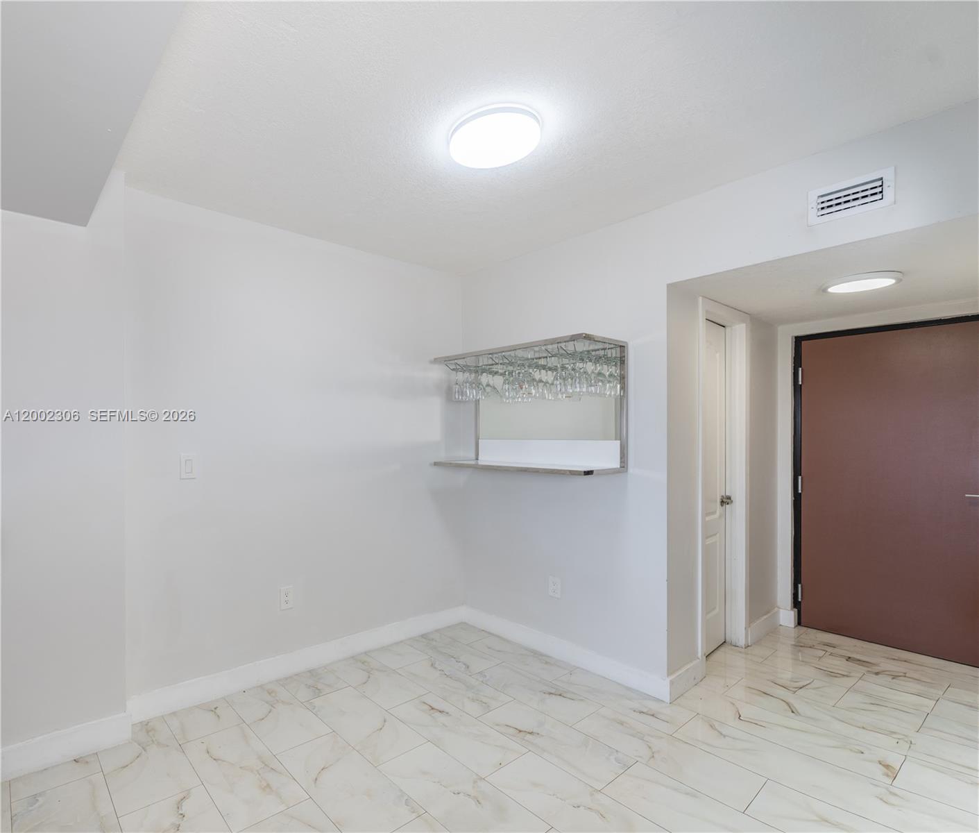 LE JEUNE HOUSE CONDO - Residential